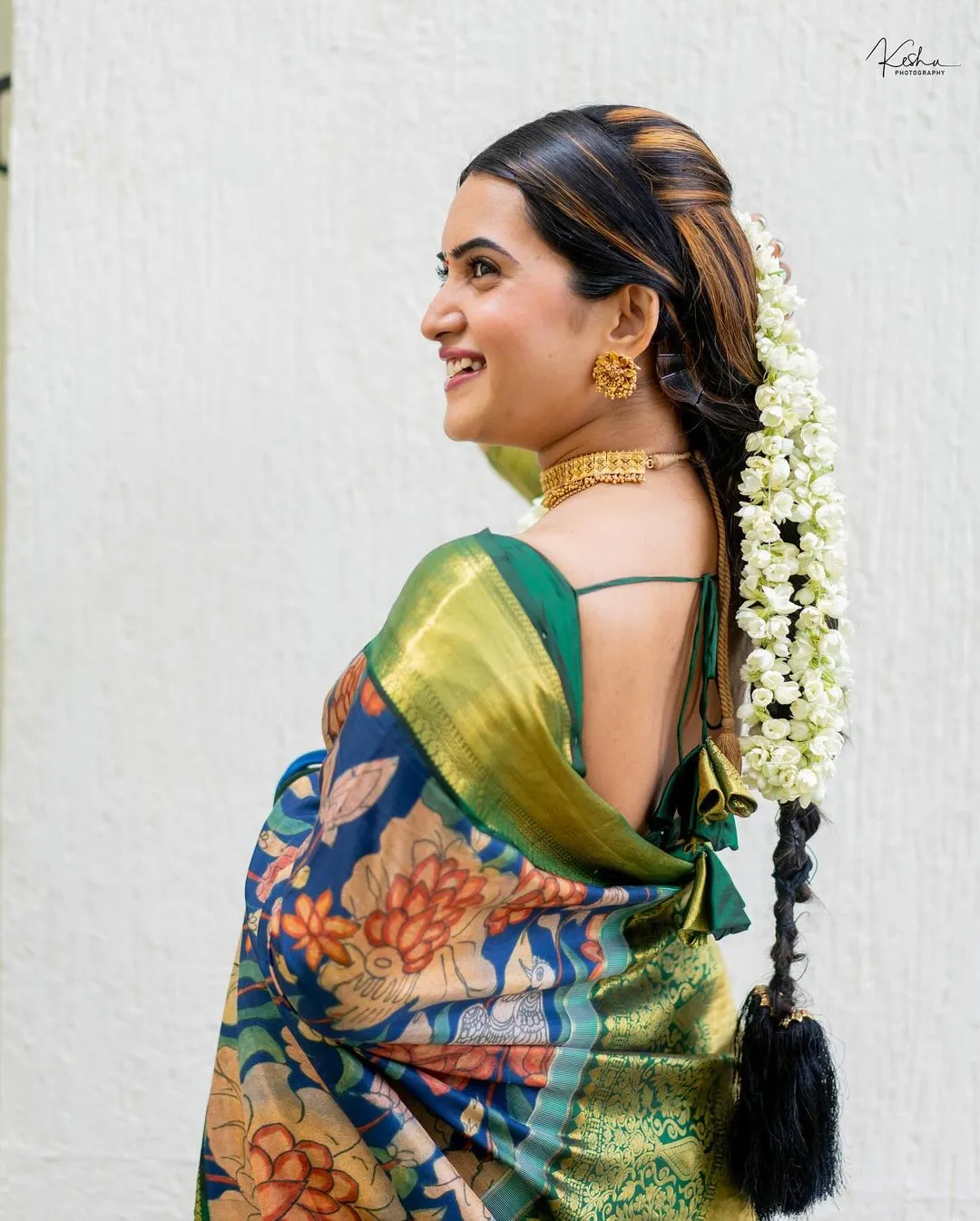 TOLLYWOOD ACTRESS SRAVANTHI CHOKARAPU IMAGES IN GREEN SAREE BLOUSE 7